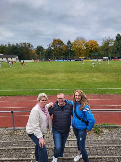 Fuball-Lokalderby ASV Pegnitz vs. FC Pegnitz mit Heike Lindner-Fiedler und Elvira Looshorn